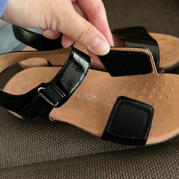 Vionic Marsala Metallic sandals - Picture 4 of 7